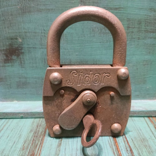 Sidor padlock used, large, non-functional, 12x8 cm