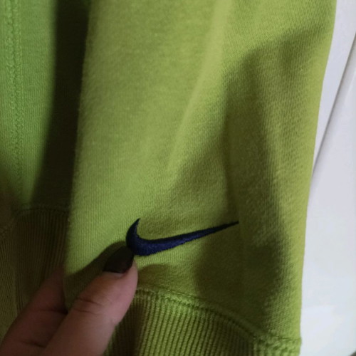 12 YEAR OLD CHILDREN'S SWEATSHIRT