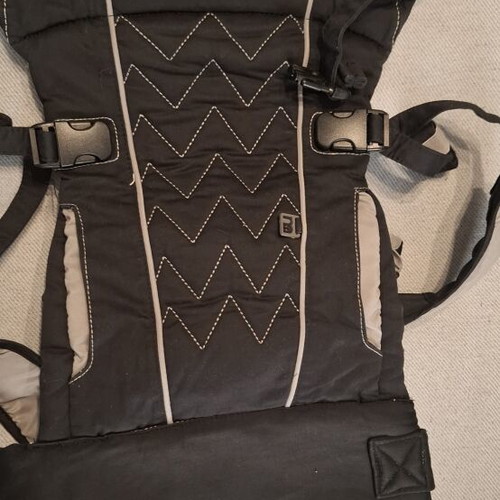 Lorelli Discovery baby carrier, grey and black