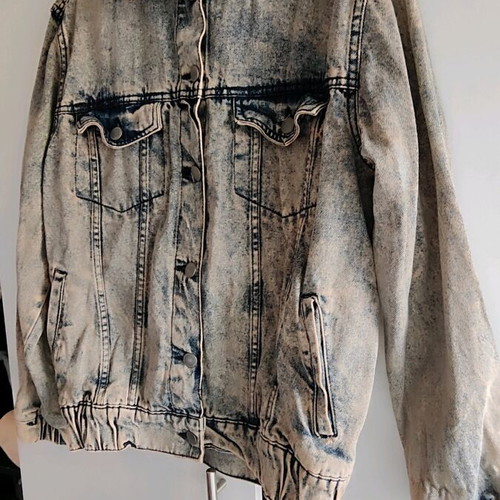 Jean jacket used, in excellent condition, size M