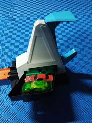 Εκτοξευτήρας Hotwheels σαν καινούργιος