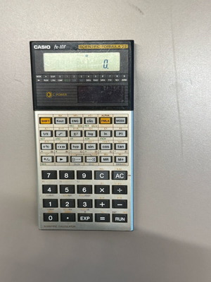 Casio fx-10F Scientific Formula 23 αριθμομηχανή σαν καινούργιο, vintage
