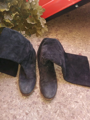 Suede boots used size 38, blue-black color