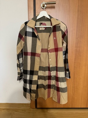 Burberry women's shirt size S like new, beige