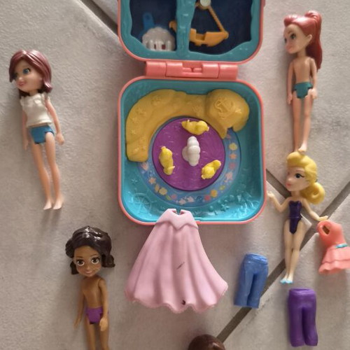 Polly Pocket Hidden Hideouts Mermaid Cove playset with dolls