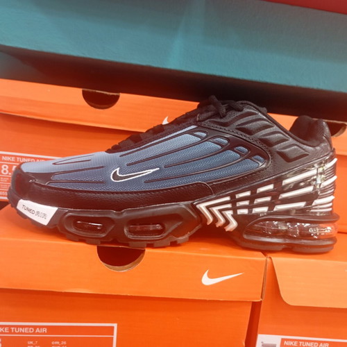 Nike Tn sneakers new, black multicolor