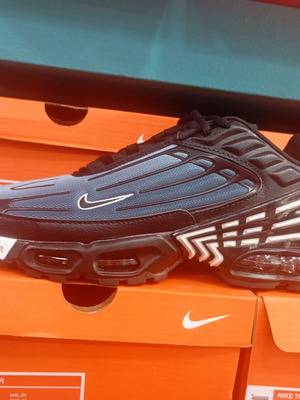 Nike Tn sneakers new, black multicolor
