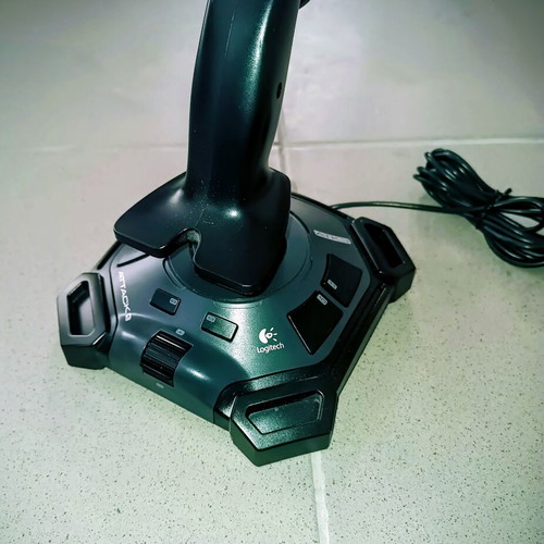 Joystick Logitech Attack 3 USB like new