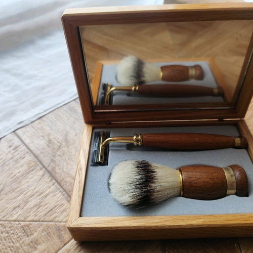 Shaving set new