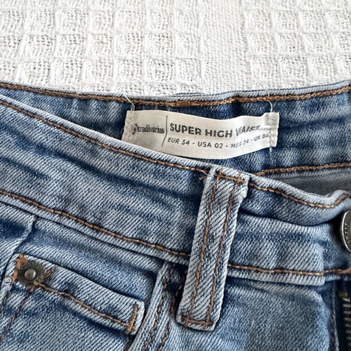 Stradivarius super high waist jeans size XS 34 like new with gift blouse