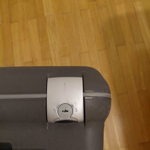 Samsonite cabin suitcase used with hard shell and lock