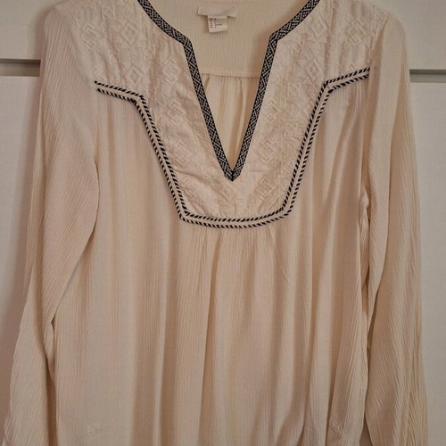 H&M blouse airy cream with embroidered details like new, size 36