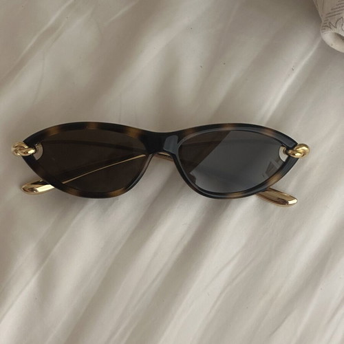 Bottega Veneta sunglasses like new, black and brown