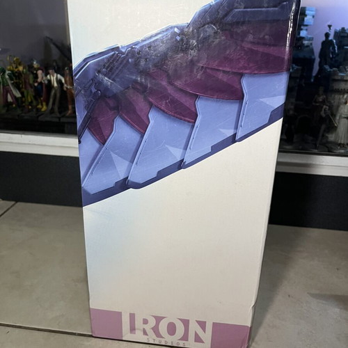Iron Studios Falcon 1/10 Figure new, authentic