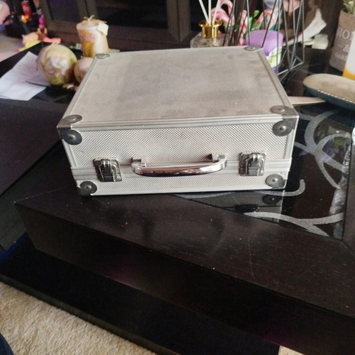 Cosmetic organizer case like new, silver