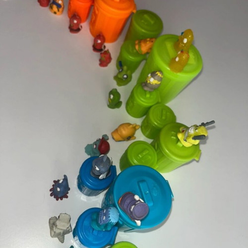 The Trash Pack used collectible toys with trash bin