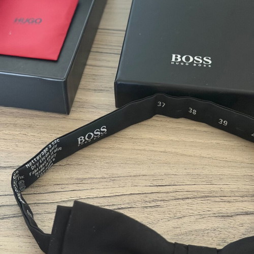 Boss bow tie new, 100% silk, black
