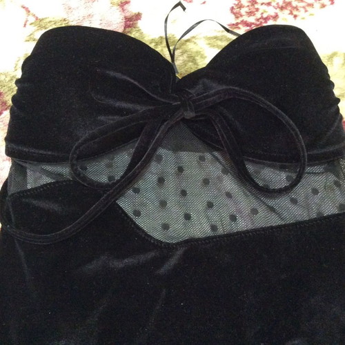 Sugar Free strapless velvet bodysuit new, black, size M