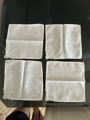 Vintage handkerchiefs like new