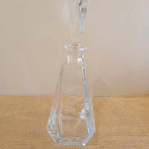 Crystal decanter triangular like new