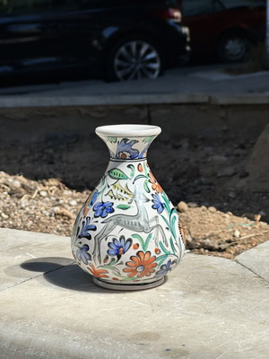 Ceramic vase Ikaros Rhodes used with traditional deer decoration