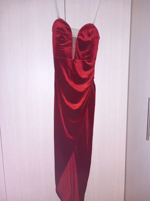 Formal dress XS velvet fitted with waist slit, worn once