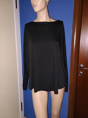 Loose blouse like new, one size, black