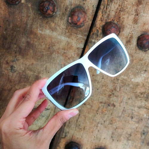 Gucci 3127/6 sunglasses white oversized square frame with gradient lenses like new