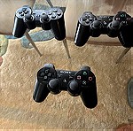  Dualshock 3,  3 Controllers Black Playstation 3 / 3 Controllers Μαύρα για το Ps3 εκ των οποίων τα 2 για ανταλλακτικά ή επισκευή και το 1 πλήρως λειτουργικό!!
