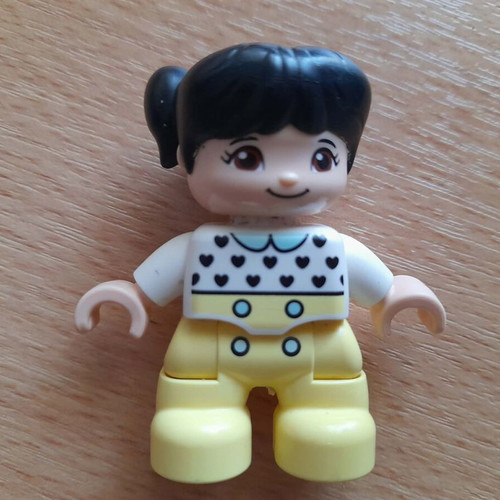 Lego figures Duplo girl and classic minifigure like new