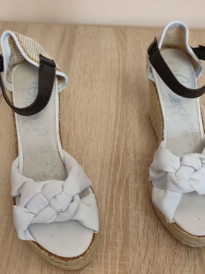 Gioseppo λευκές γυναικείες πλατφόρμες No 39 καινούργιες