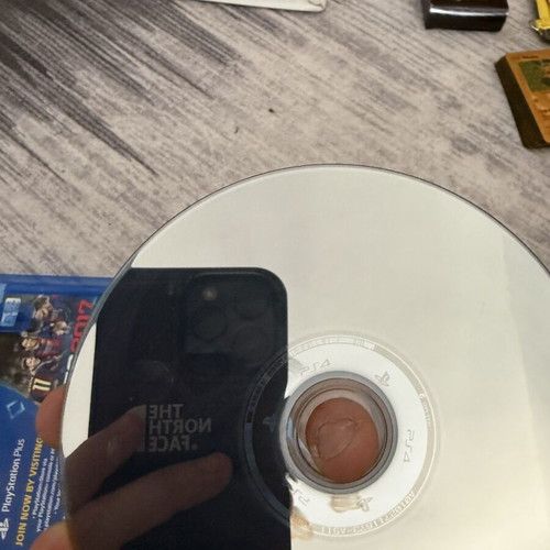 Pes 2017 PS4 game used, good condition
