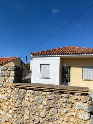 Μονοκατοικία τριάρι στον Κατσαρό Μεσσηνίας