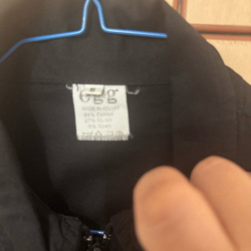 Women's shirt small like new, black