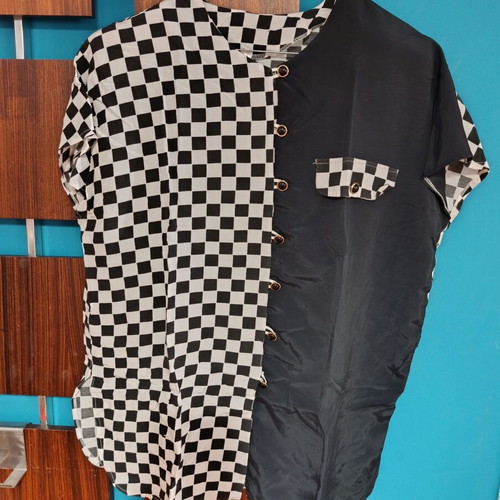 Vintage checkered shirt like new, size L, black and white