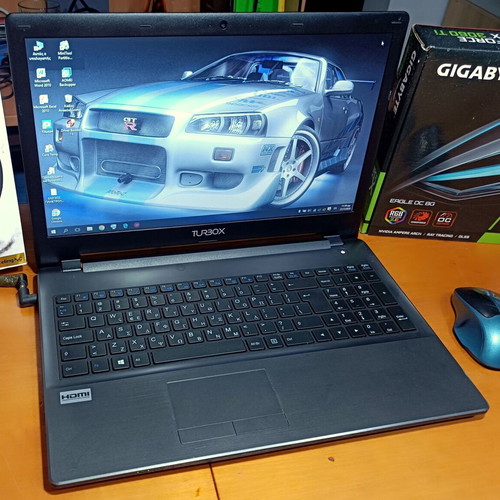 Turbo-X W955 Laptop like new, Intel Celeron, 4GB RAM, 120GB SSD, 15.6 inch
