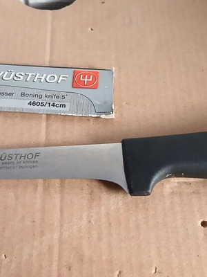 Wüsthof Silverpoint μαχαίρι ξεκοκαλίσματος 14 εκ.