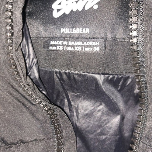Pull & Bear black puffer jacket like new, size XS