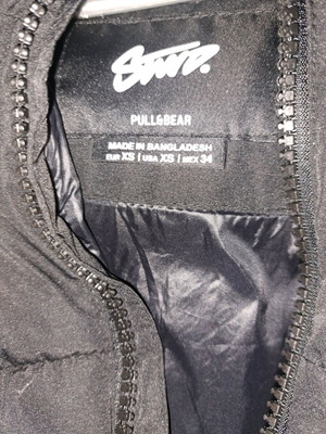 Pull & Bear black puffer jacket like new, size XS