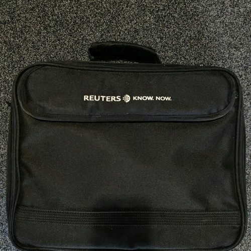 Magiccase laptop case like new, black