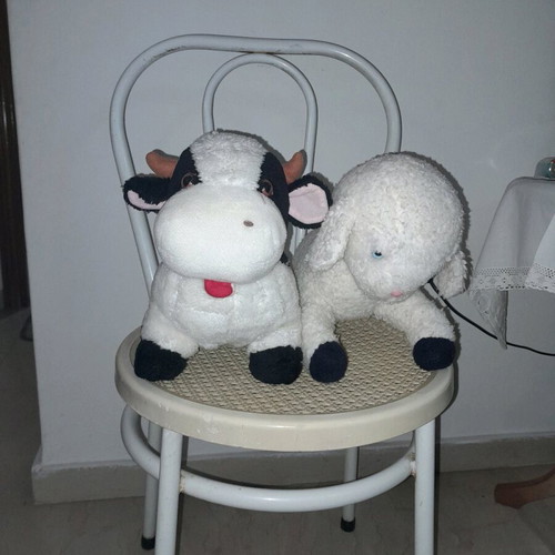 Cow and lamb stuffed toys used, sound feature