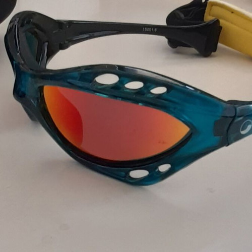 Γυαλιά ηλίου Ocean polarized σαν καινούργια, πολύχρωμα, με θήκη που επιπλέει