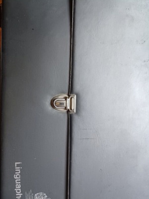 Linguaphone English and French language set used with carrying case