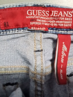 Guess jeans like new with small hole