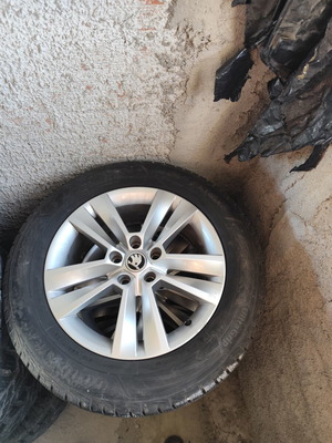 Skoda Kodiaq Alloy Wheels and Goodyear Tires Used 17" 5x112 ET40