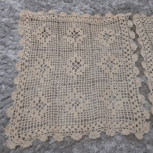 Set of 2 handmade placemats like new, ecru-beige