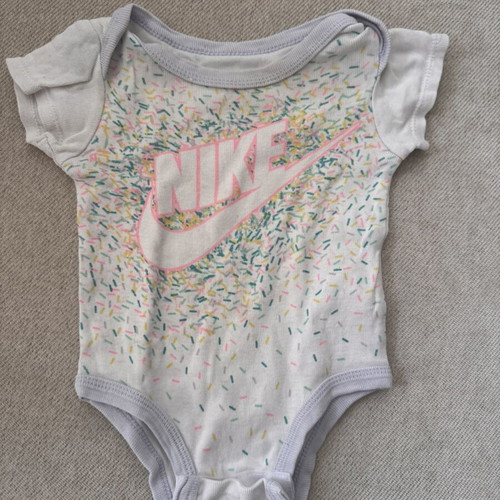 Nike romper and socks for 3-6 months new