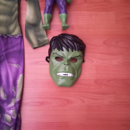 Hulk superhero set like new