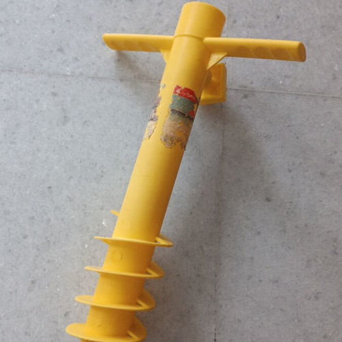 Umbrella base like new, sturdy with handles