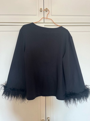 Lynne blouse like new, thin black sweatshirt, size S
